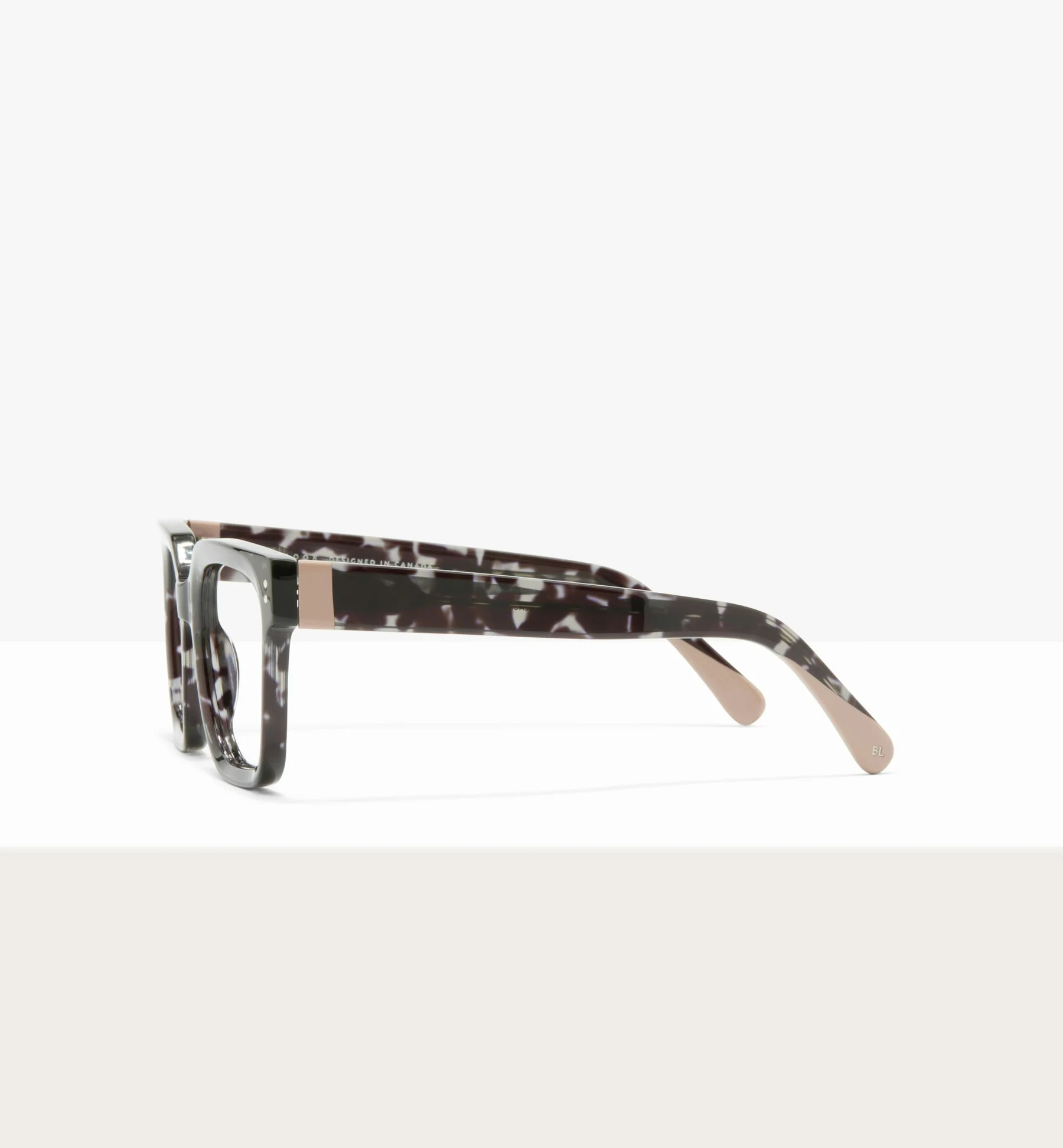 Alana - Image 17
